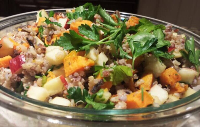 Sprouted rice and quinoa with sweet potatoes and apples