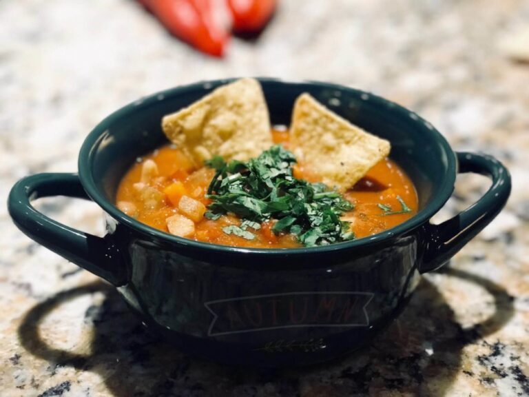 Healthy-Zesty Vegetarian Chili Soup